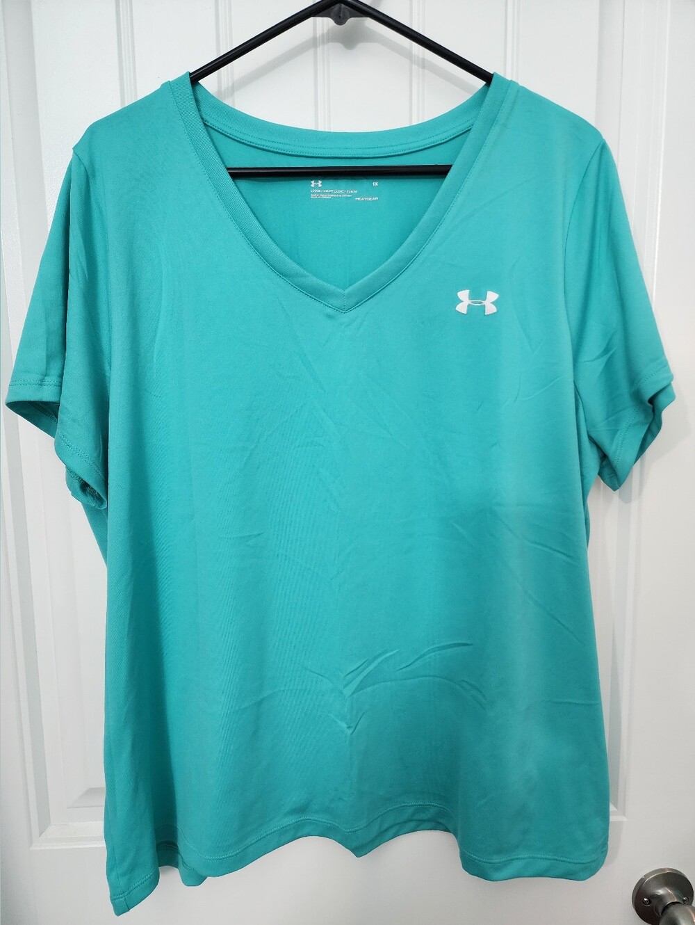 Under Armour *Flawed* Women’s V-Neck Performance Tee — Teal/Turquoise